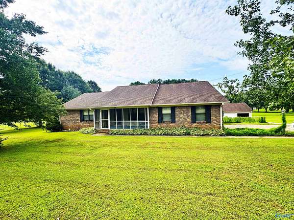 1.52 Acres of Land with Home for Sale in Harvest, Alabama