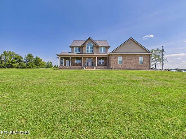 10 Acres of Land with Home for Sale in Harrogate, Tennessee