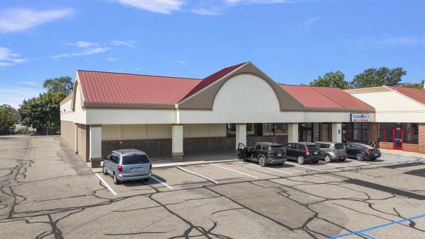 3.28 Acres of Improved Commercial Land for Lease in Algonac, Michigan