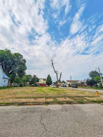 0.15 Acres of Residential Land for Sale in Evansville, Indiana