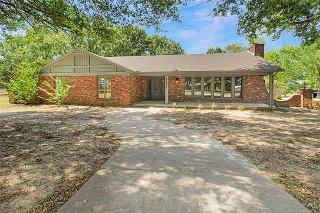 1.5 Acres of Land with Home for Sale in Muskogee, Oklahoma