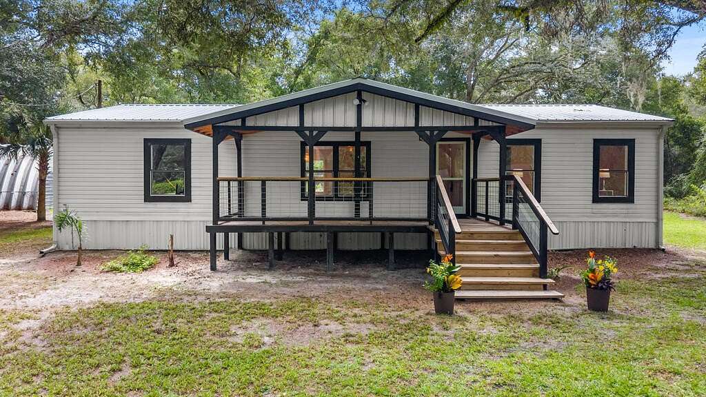 4.27 Acres of Land with Home for Sale in Old Town, Florida