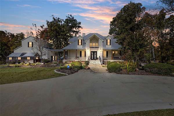 42.5 Acres of Land with Home for Sale in Diana, Texas