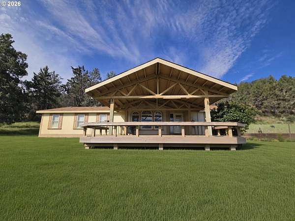 13.1 Acres of Recreational Land with Home for Sale in Bonanza, Oregon