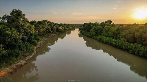 62.4 Acres of Recreational Land for Sale in Midway, Texas