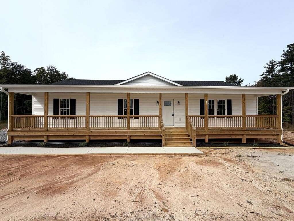 2 Acres of Land with Home for Sale in Farmville, Virginia