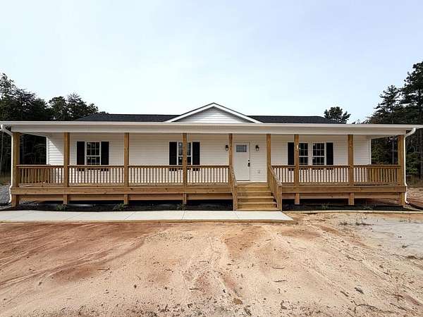2 Acres of Land with Home for Sale in Farmville, Virginia