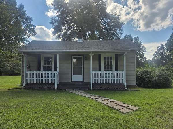 4 Acres of Land with Home for Sale in Farmville, Virginia