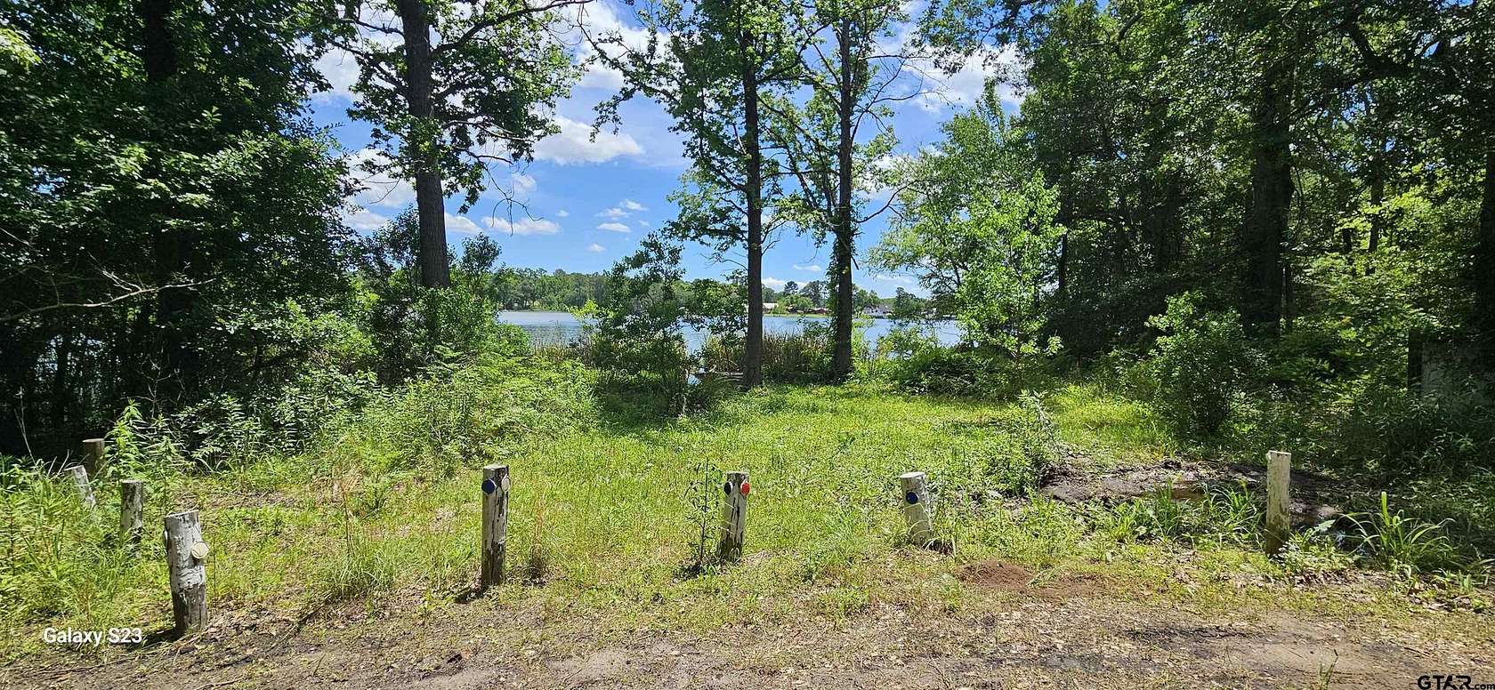 1.75 Acres of Residential Land for Sale in Mineola, Texas