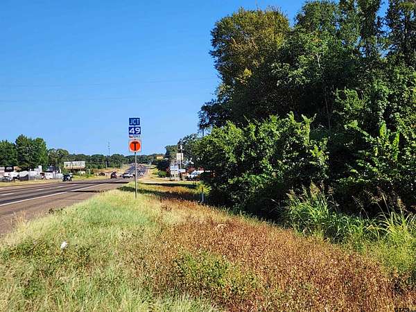 1.38 Acres of Commercial Land for Sale in Whitehouse, Texas