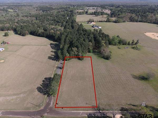 1.46 Acres of Residential Land for Sale in Lindale, Texas