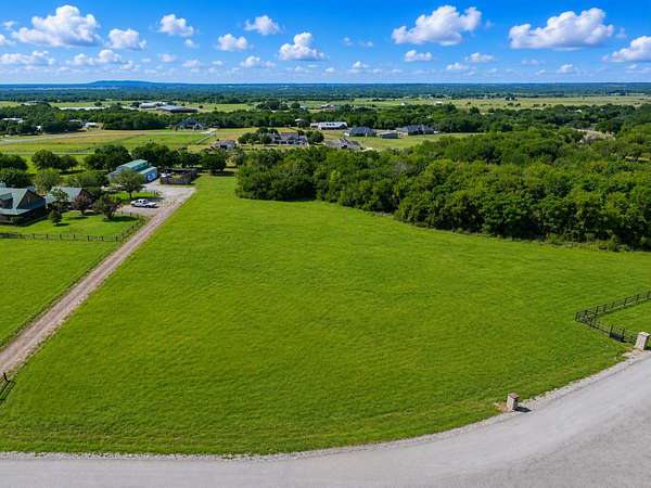 2.69 Acres of Residential Land for Sale in Granbury, Texas