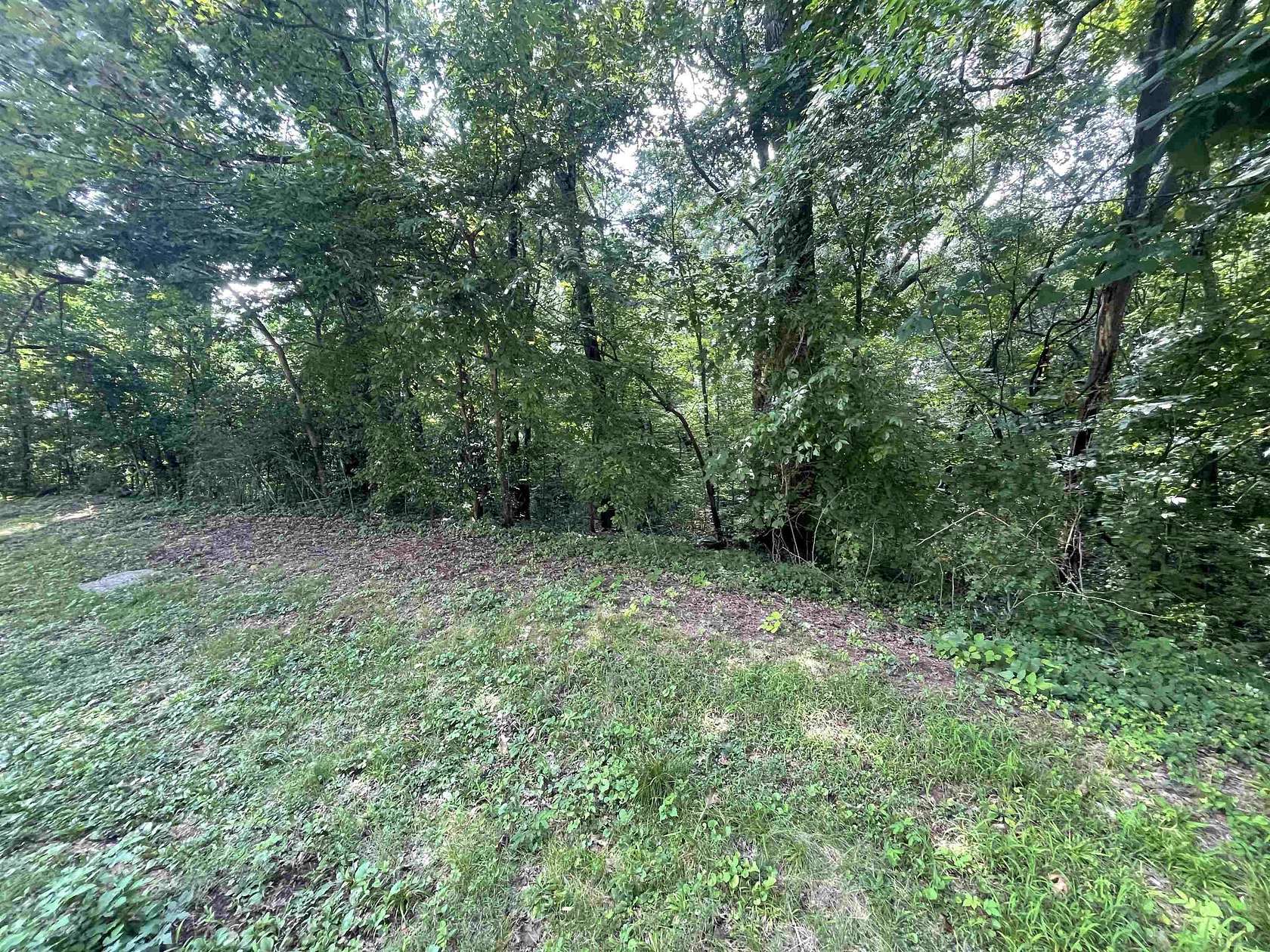 2 Acres of Residential Land for Sale in Florence, Alabama