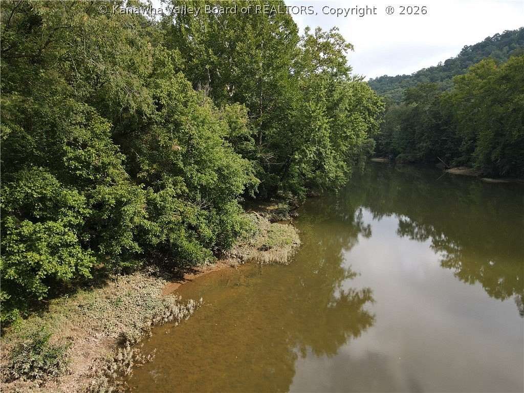 1.25 Acres of Land for Sale in Clendenin, West Virginia