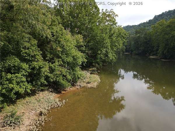 1.25 Acres of Land for Sale in Clendenin, West Virginia