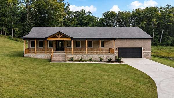 4.46 Acres of Land with Home for Sale in Benton, Arkansas