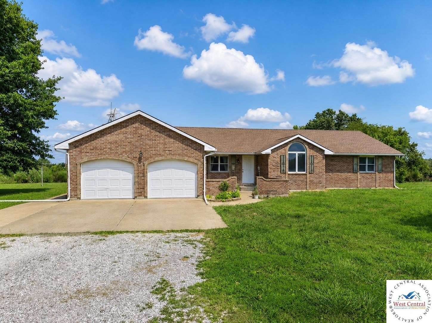 5.52 Acres of Land with Home for Sale in Carrollton, Missouri