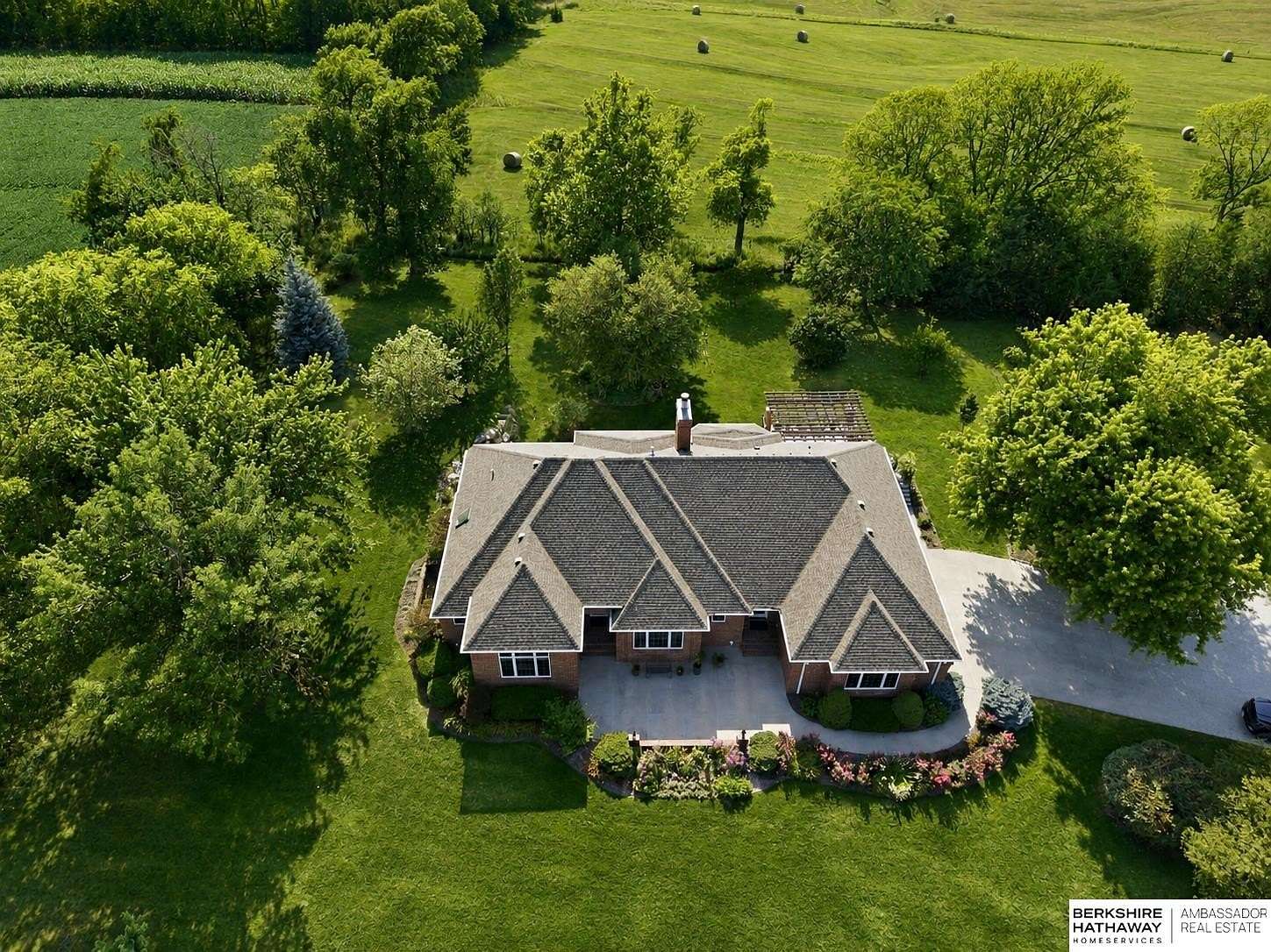 6.5 Acres of Land with Home for Sale in Papillion, Nebraska