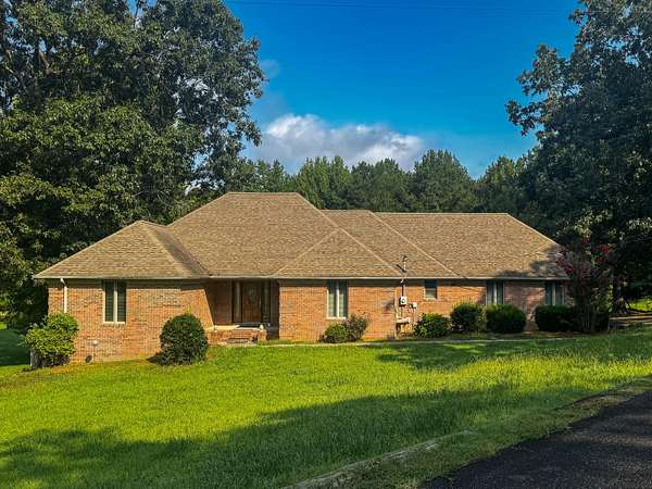 2.8 Acres of Land with Home for Sale in Benton, Kentucky