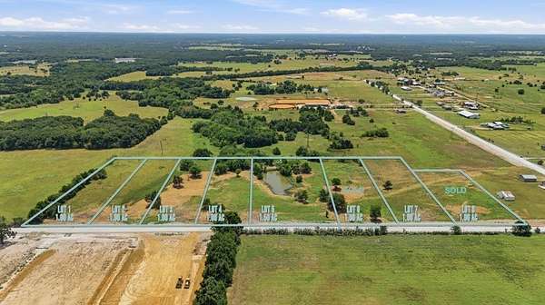 1 Acre of Residential Land for Sale in Whitesboro, Texas