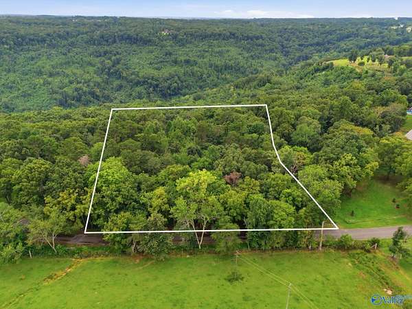 3.1 Acres of Residential Land for Sale in Laceys Spring, Alabama