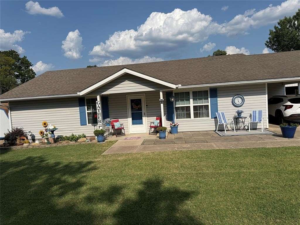 2.2 Acres of Land with Home for Sale in Maud, Oklahoma