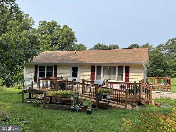 1.67 Acres of Land with Home for Sale in Spotsylvania, Virginia