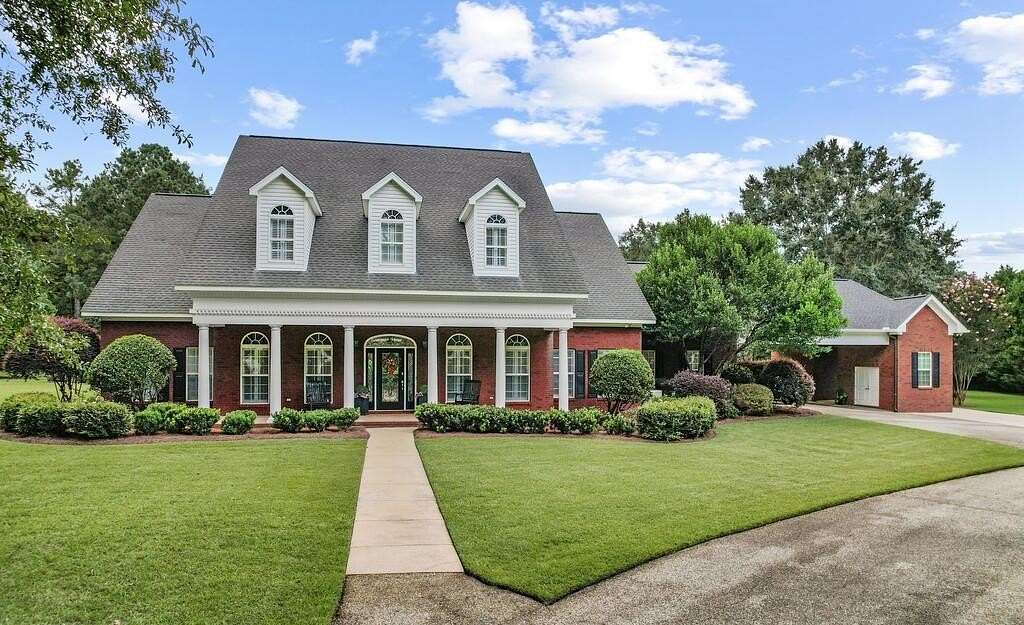 3.3 Acres of Land with Home for Sale in Dothan, Alabama