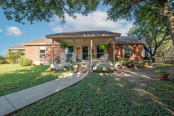 7.68 Acres of Land with Home for Sale in Kempner, Texas