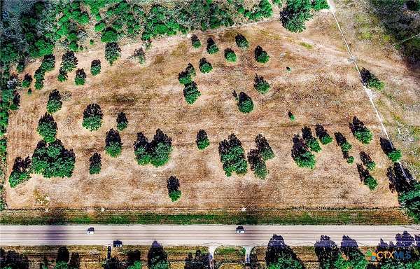 12.9 Acres of Recreational & Residential Land for Sale in Cuero, Texas