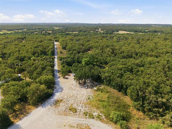 4 Acres of Land for Sale in Springtown, Texas