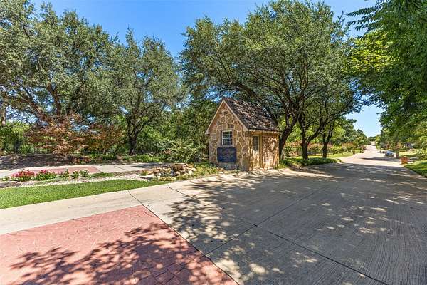 2.4 Acres of Land with Home for Sale in DeSoto, Texas