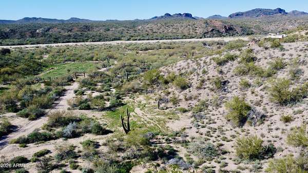 4.4 Acres of Residential Land for Sale in Morristown, Arizona