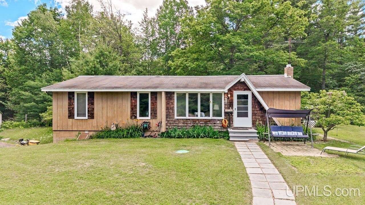 8.75 Acres of Land with Home for Sale in Iron Mountain, Michigan