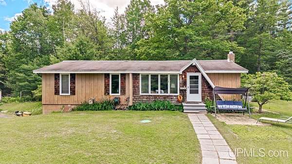 8.75 Acres of Land with Home for Sale in Iron Mountain, Michigan