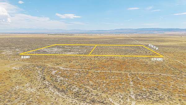 19.2 Acres of Land for Sale in Lancaster, California