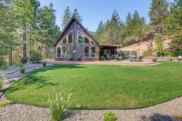 28.8 Acres of Recreational Land with Home for Sale in Central Point, Oregon