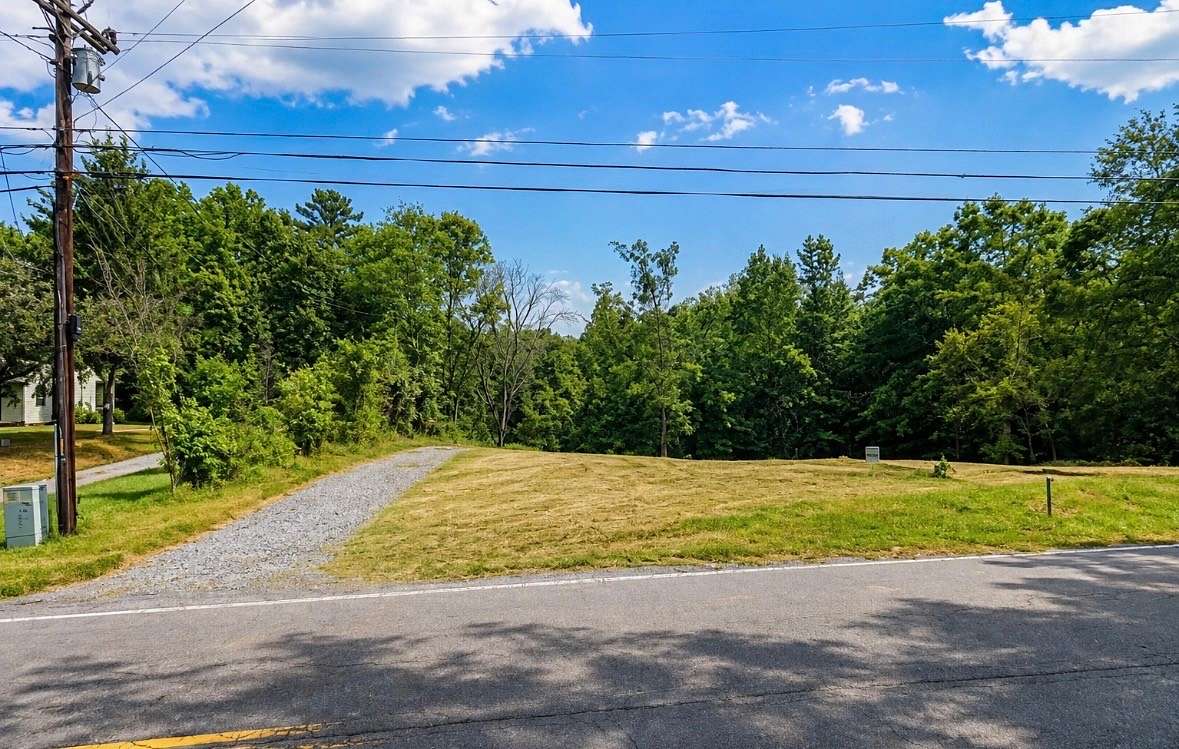 0.6 Acres of Residential Land for Sale in Clarksville, Tennessee