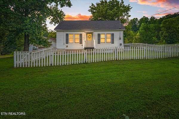 23.7 Acres of Agricultural Land with Home for Sale in Sweetwater, Tennessee