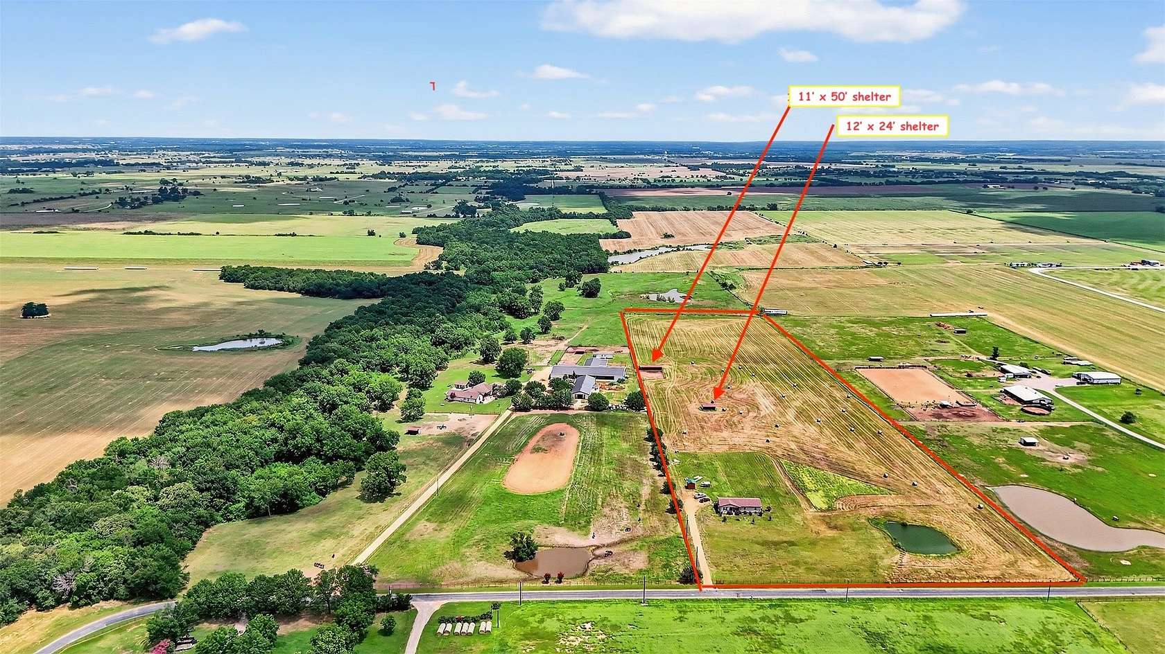 15.7 Acres of Land with Home for Sale in Collinsville, Texas