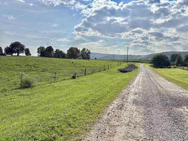 5.14 Acres of Agricultural Land for Sale in Sparta, Tennessee