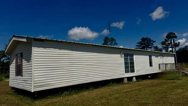 2.34 Acres of Land with Home for Sale in Ray City, Georgia