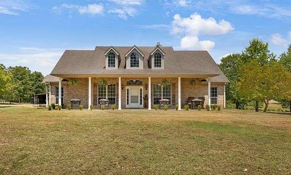 3 Acres of Land with Home for Sale in Overton, Texas