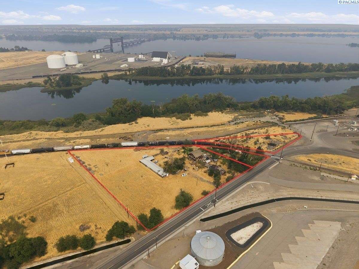 3.5 Acres of Commercial Land for Sale in Kennewick, Washington