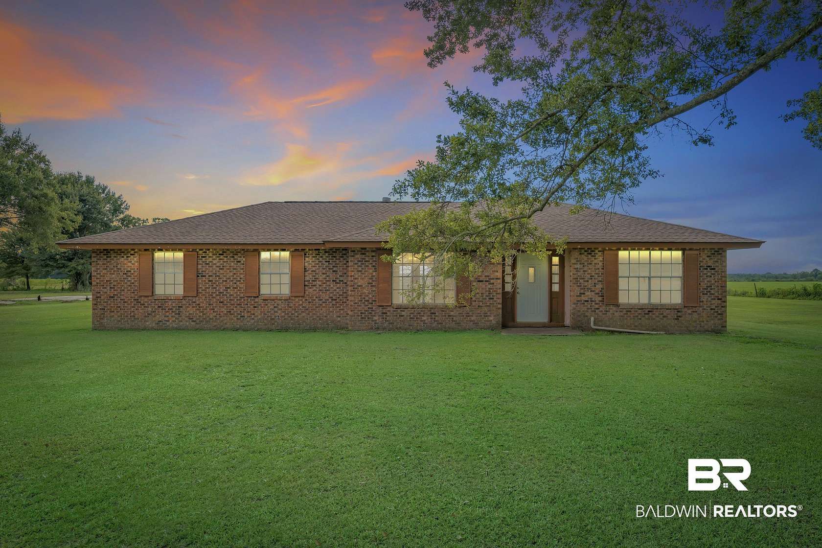 9 Acres of Land with Home for Sale in Elberta, Alabama