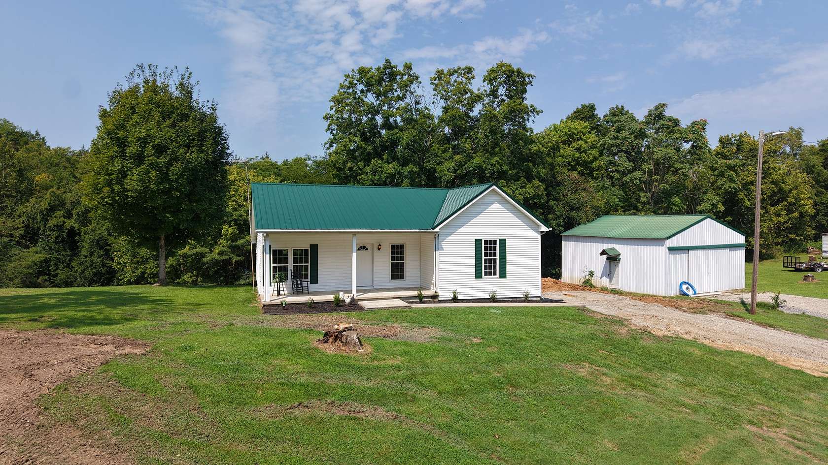 10.2 Acres of Land with Home for Sale in Lafayette, Tennessee