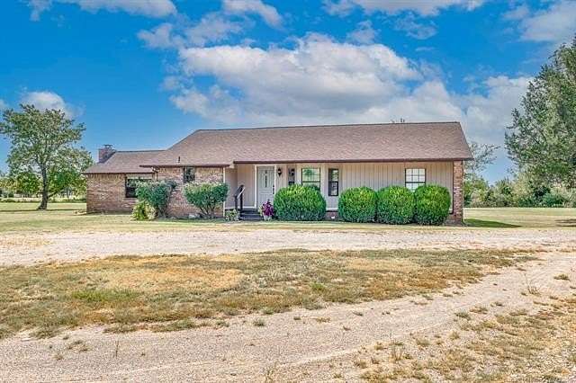 4.64 Acres of Land with Home for Sale in Owasso, Oklahoma