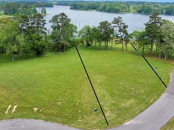 0.65 Acres of Residential Land for Sale in Garrison, Texas