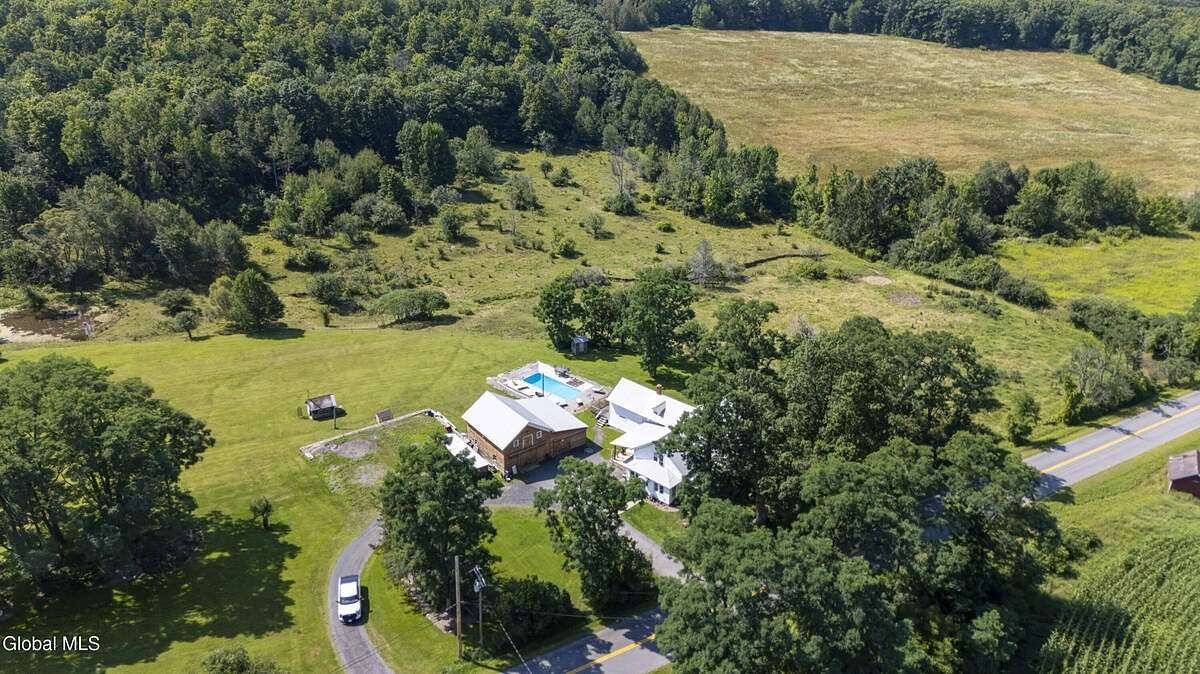 9.6 Acres of Land with Home for Sale in Florida Town, New York
