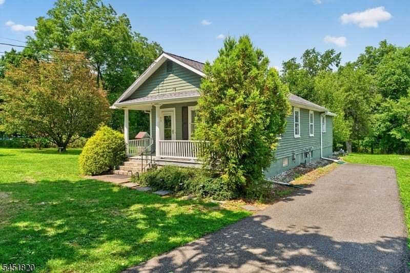 4 Acres of Land with Home for Lease in Readington Township, New Jersey